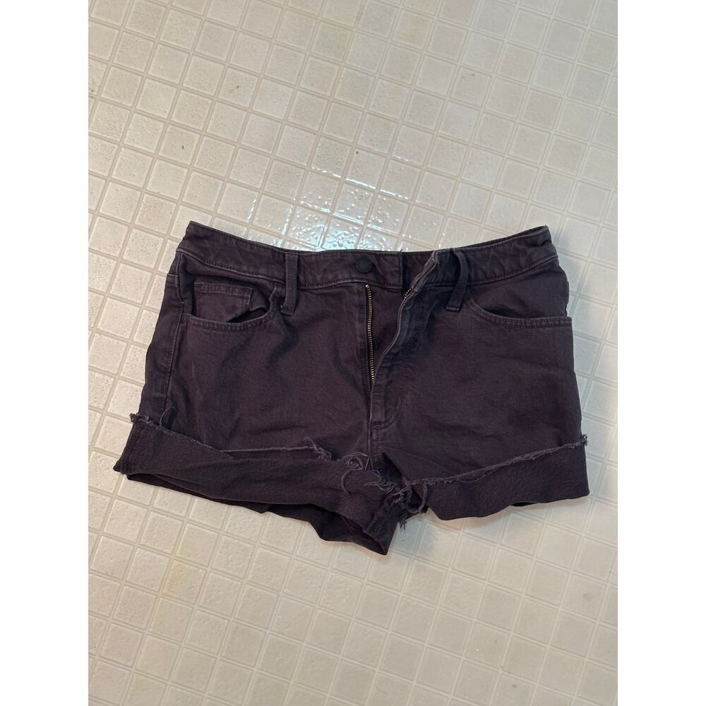 Universal Thread Vintage Midi shorts Ladies size 8/29 in black